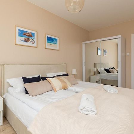 Apartament Sea Waves With Park View By Noclegi Renters Gdańsk Exterior foto